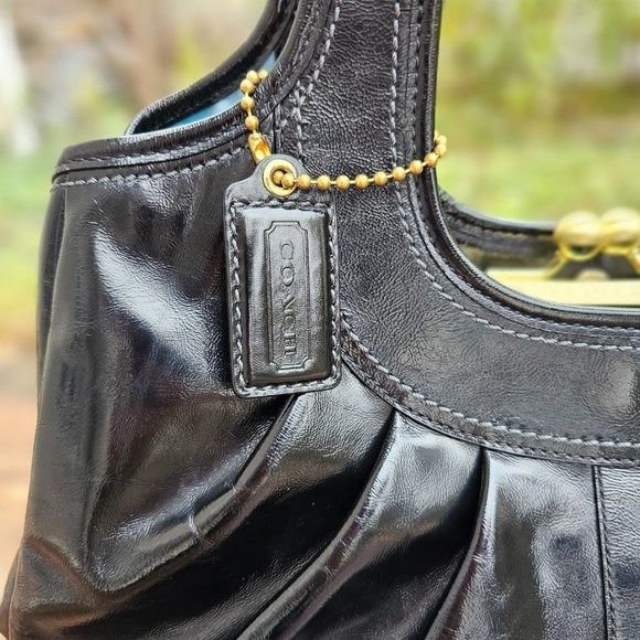COACH Shoulder Bag Black Patent Leather Satchel Kisslock - Picture 3 of 16